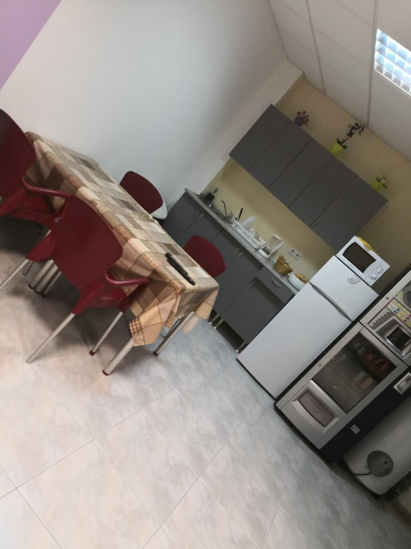 Albergue Arraigos - Hostel