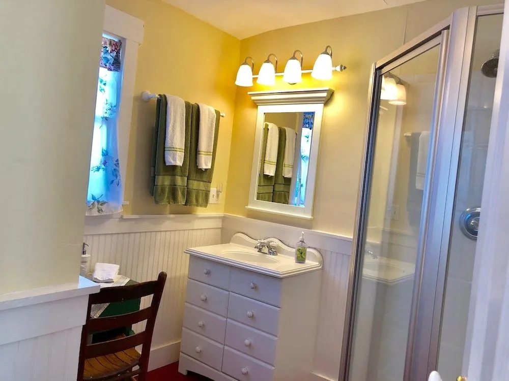 The Farmhouse Inn