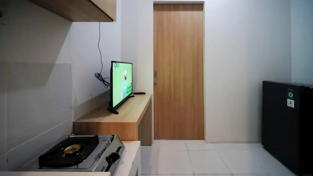 Best Location And Restful 1Br At The City Square Apartment