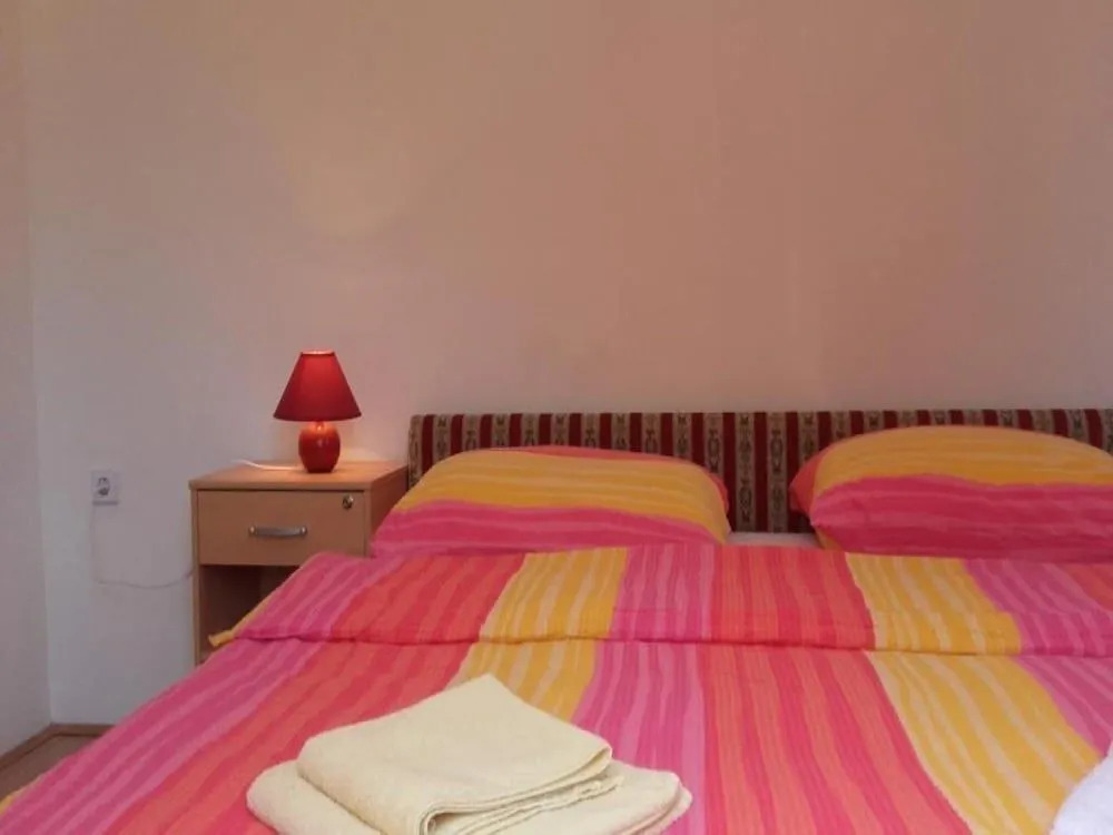 Apartments Smilje i Maslina