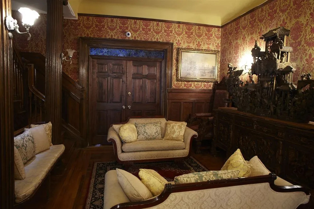 The New York Renaissance Home and Guesthouse