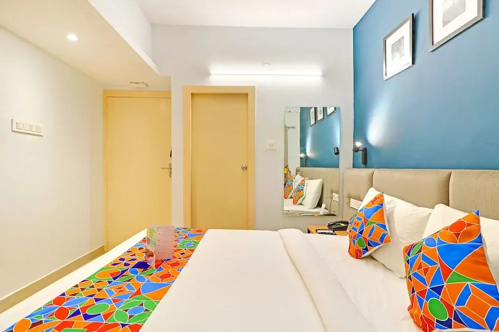 OYO 78582 SilverKey Hotel Mayfair Tower