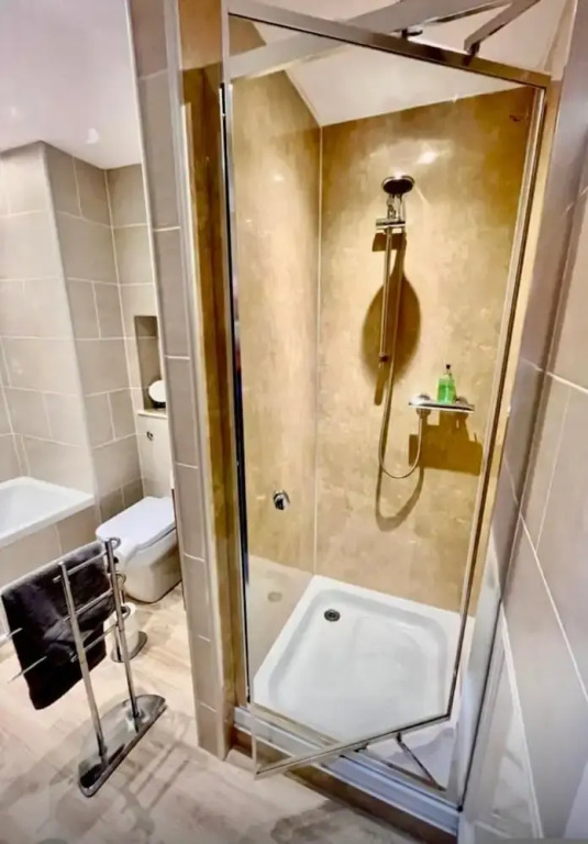 Stunning Spacious Apartment on River Ness