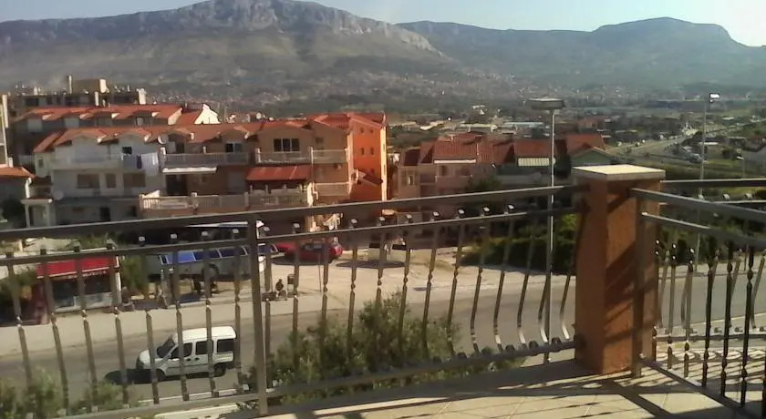 Apartments Milaković