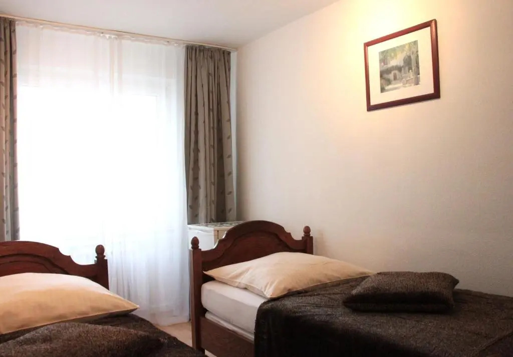 Altstadthotel Hayk am Rhein