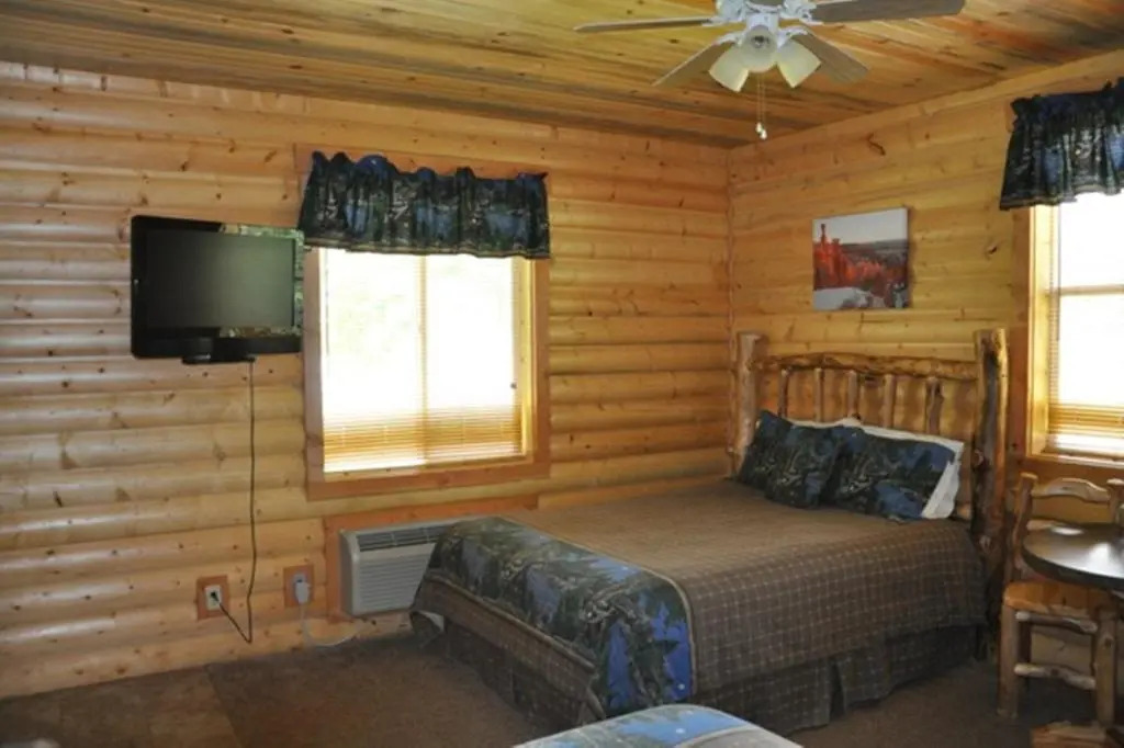 Bryce Country Cabins