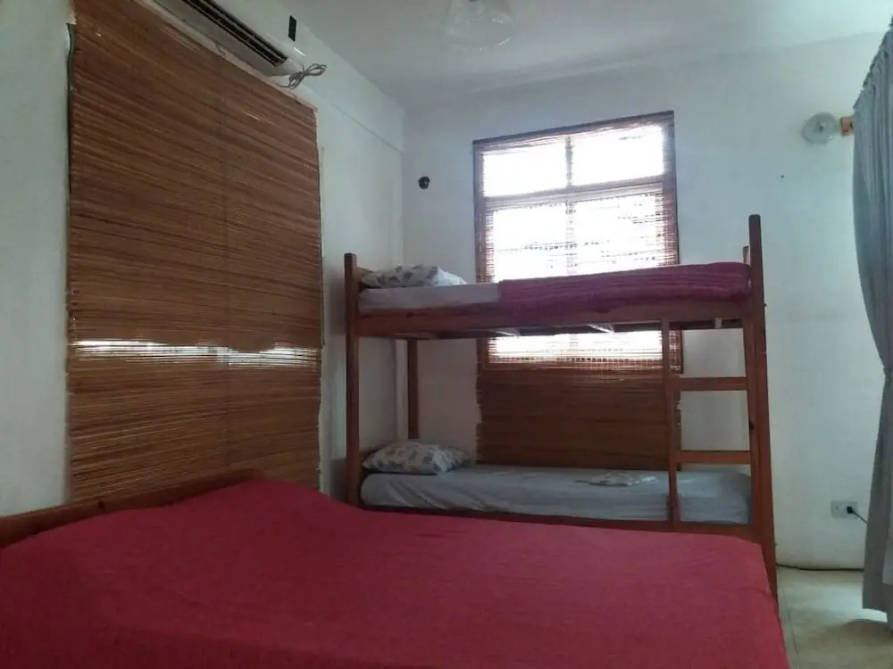 El Cedro Apartments