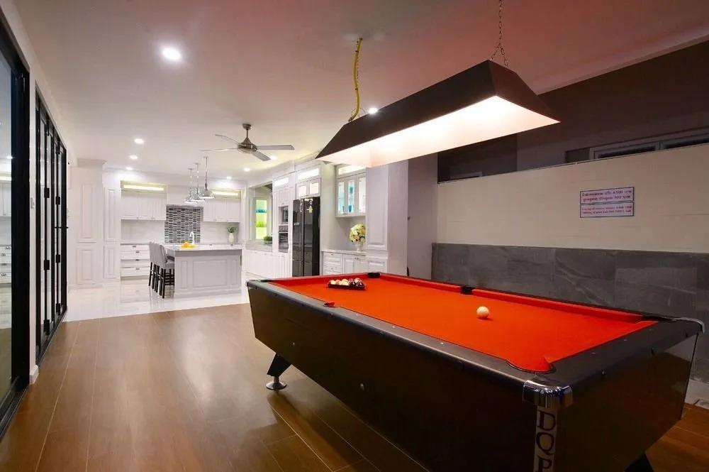 Exquisite Pool Villa J - Pattaya Pool Villa