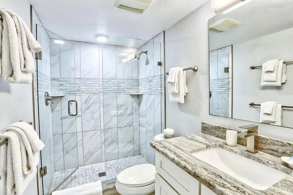 Land's End 10-303 Beach Front - Premier