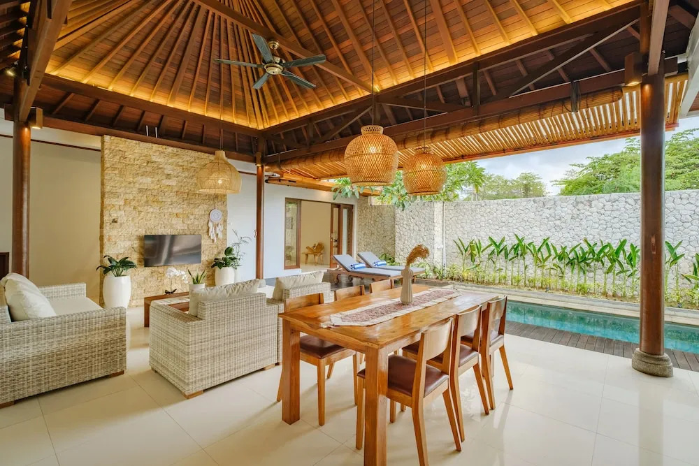 OriVista Luxury Villa 5 min to Padang Padang Beach Great Location