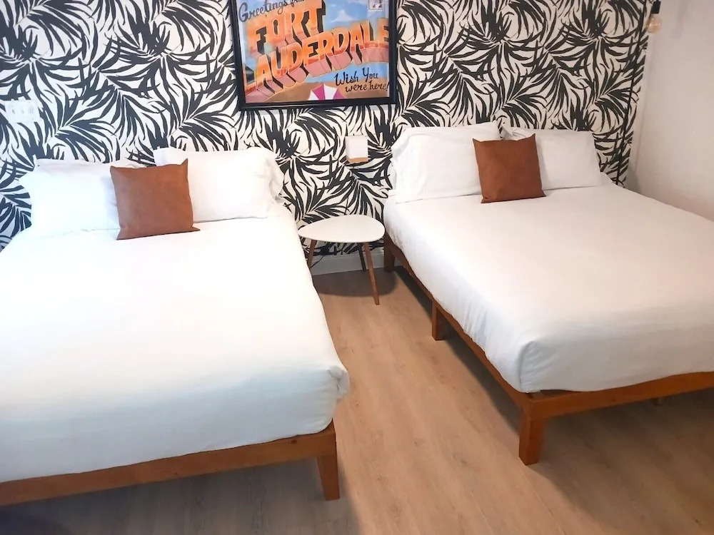 15 Ftl Guesthouse