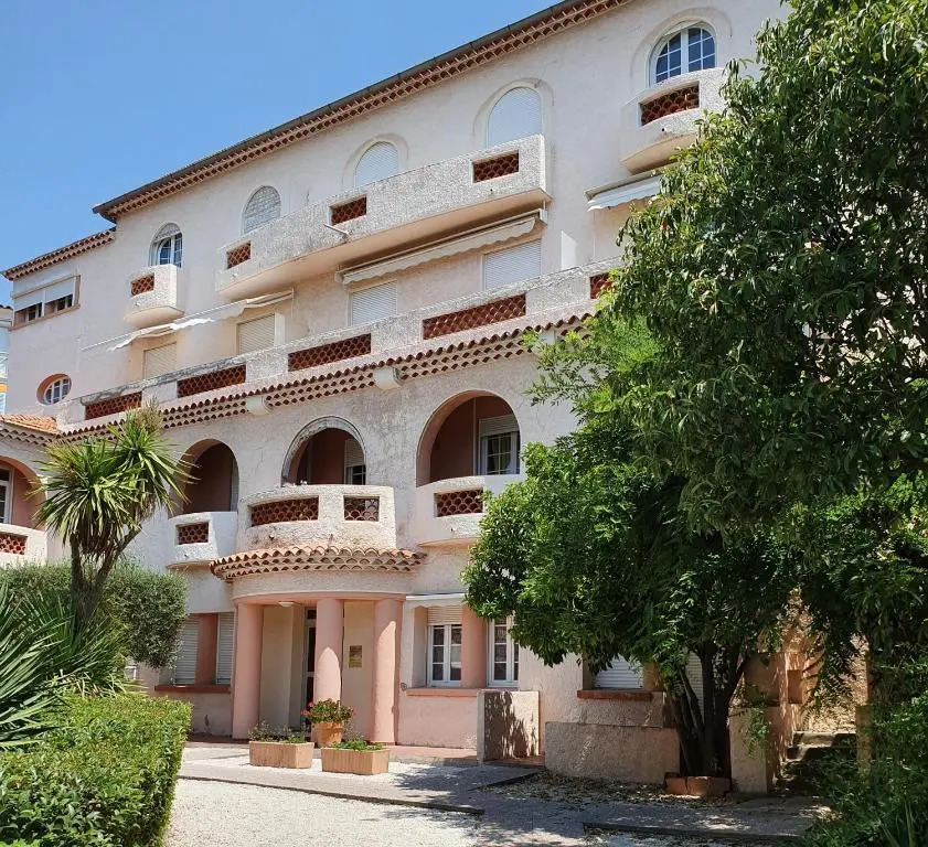 Appart T1 centre BANDOL dans Résidence de charme
