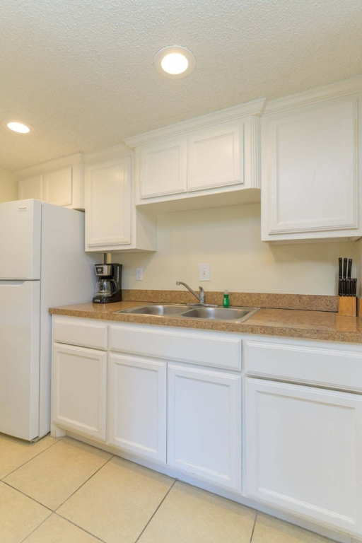 Tiki 158 - Standard 1BR Beach Area Condo