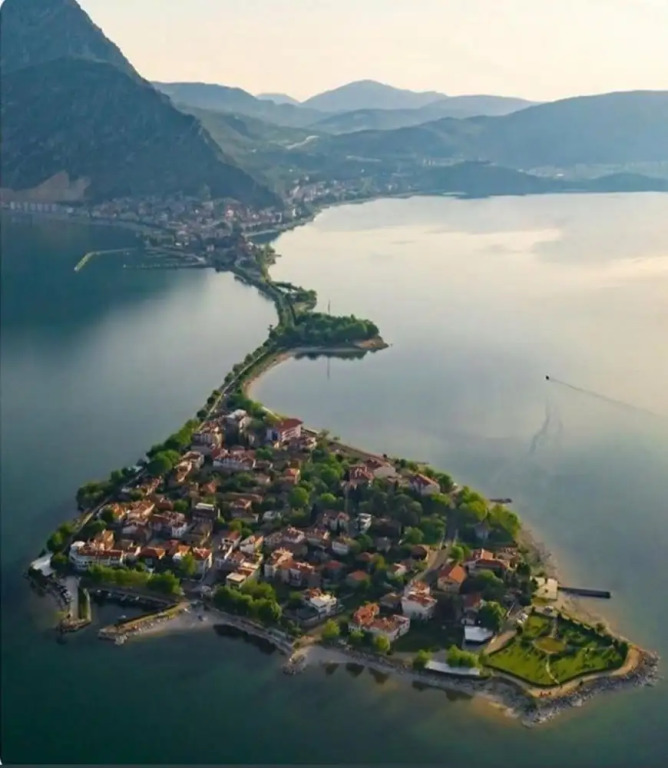Yildiz Apart