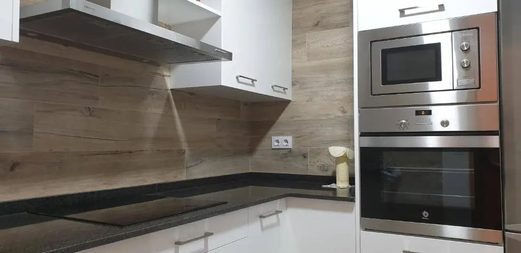 Piso Montero Ríos 18