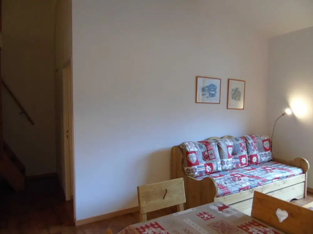 Lou Services Apartment CB72 LSI 001