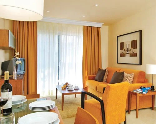 Ramada Hotel&Suites Marina del Rey, 29649 Málaga, Spain