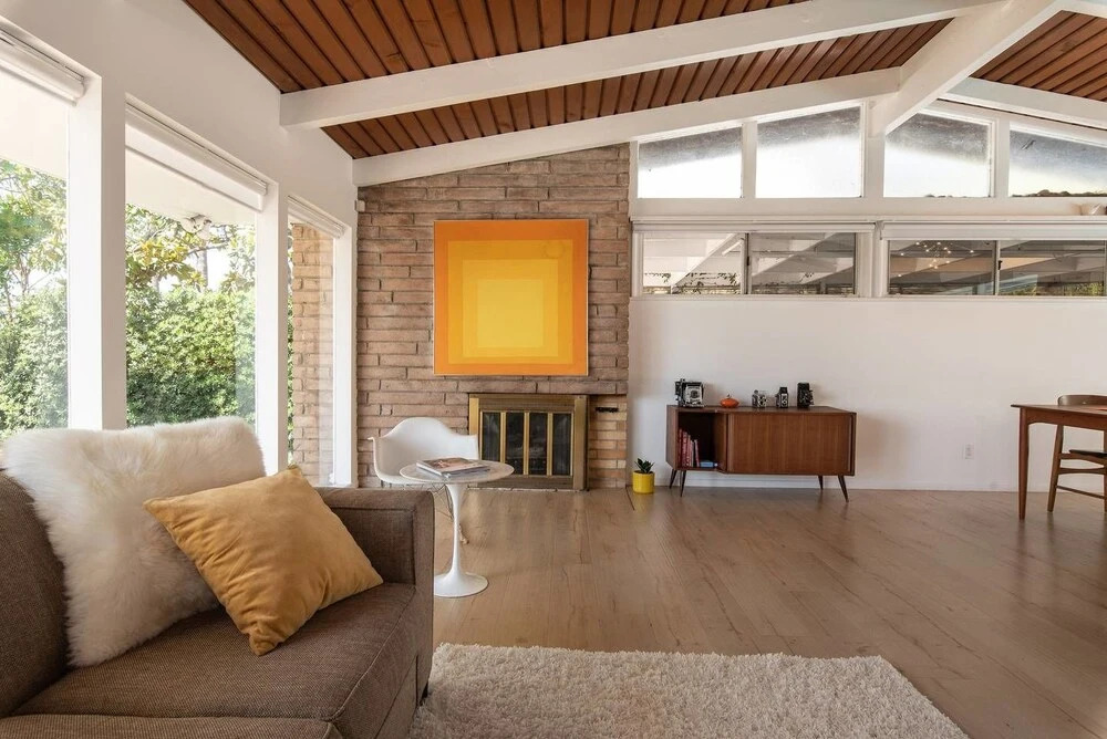 Mid-mod Pool Home With Palm Springs Vibe 2bdr