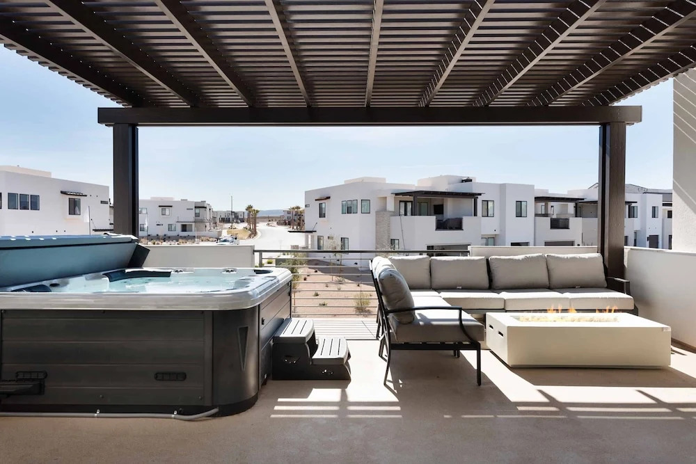The Sol Mate townhouse