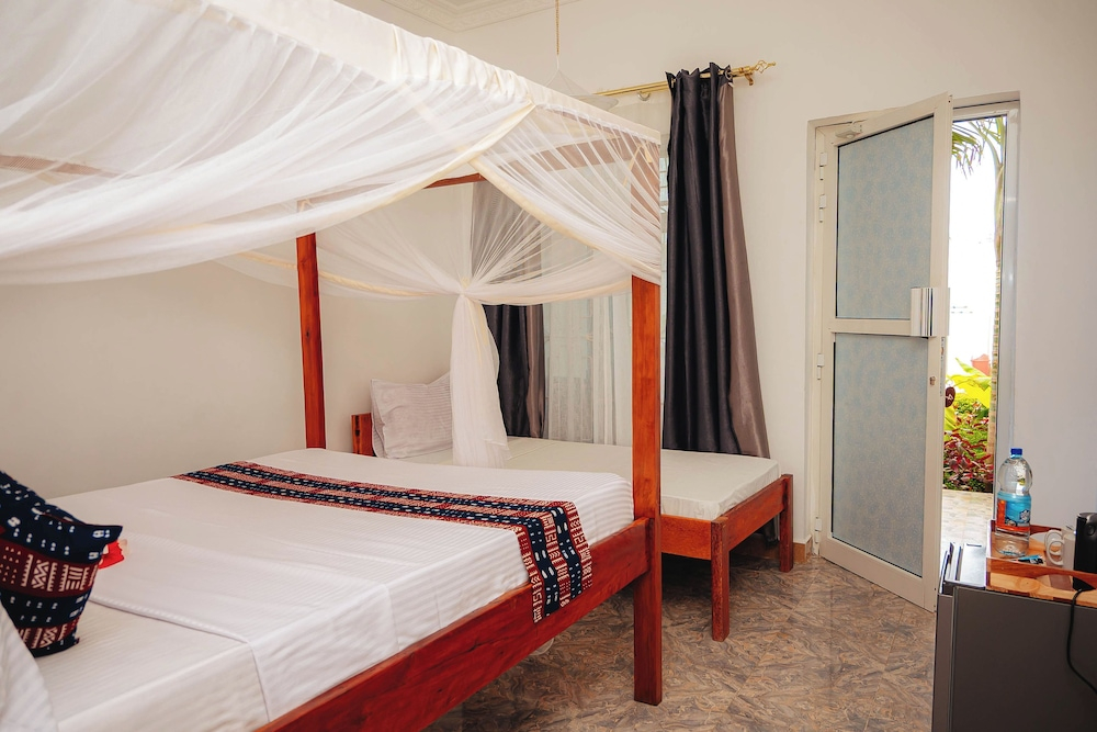 Karibu Villa