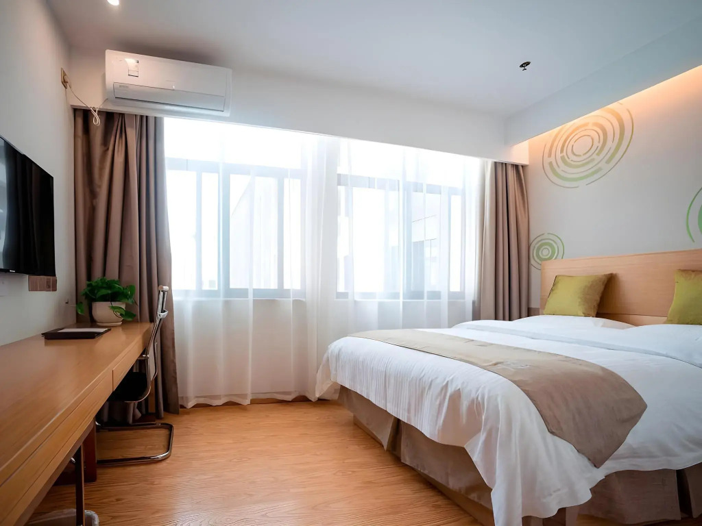GreenTree Inn Suzhou Zhangjiagang Tangshi Town Yangzi Road Express Hotel