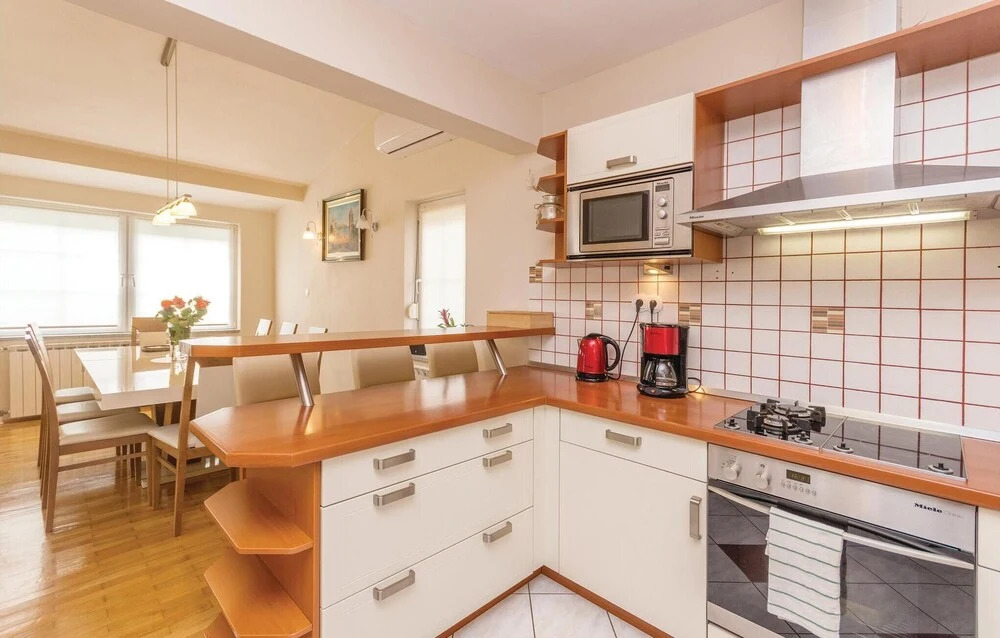 Beautiful Home in Zadar With Outdoor Swimming Pool, Wifi and 4 Bedrooms