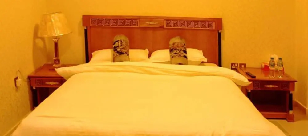 Safari Hotel