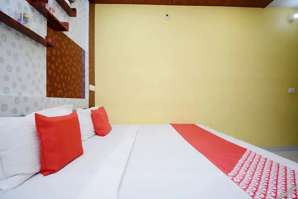 Hotel The Ferns by OYO Rooms