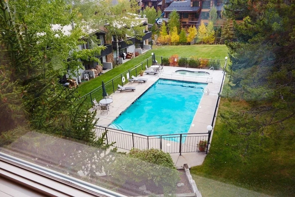 Snowmass Condo Near Treehouse Ski School by RedAwning