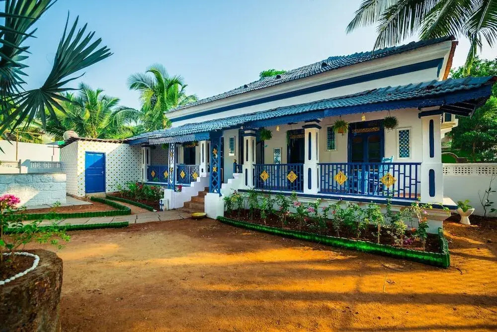 OYO 10868 Home Villa Calangute Beach
