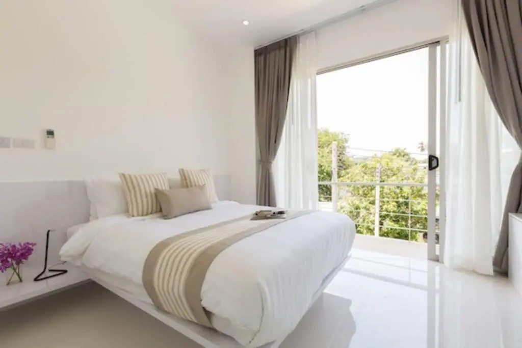 **75% DISCOUNT** 3 Bed/4 Bath SEA VIEWS BIG GARDEN