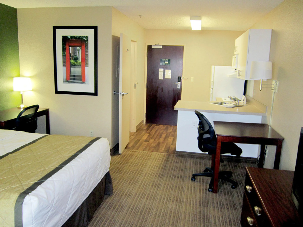Studio 6 Suites Seattle Kent WA