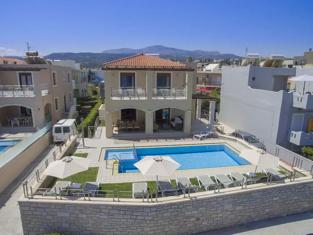 Irida Villa