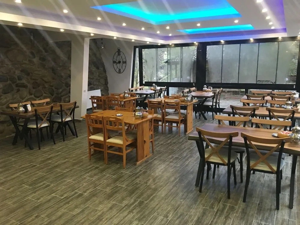 SÜMELA HOLİDAY HOTEL