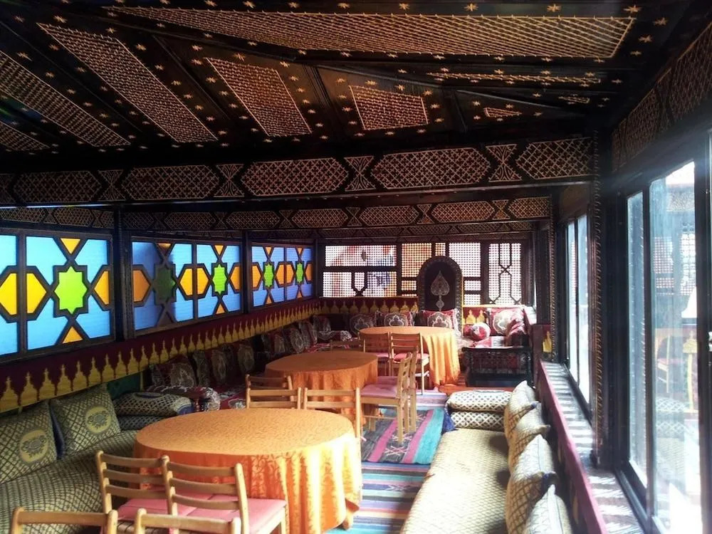 Hôtel Restaurant Les Etoiles Du Toubkal