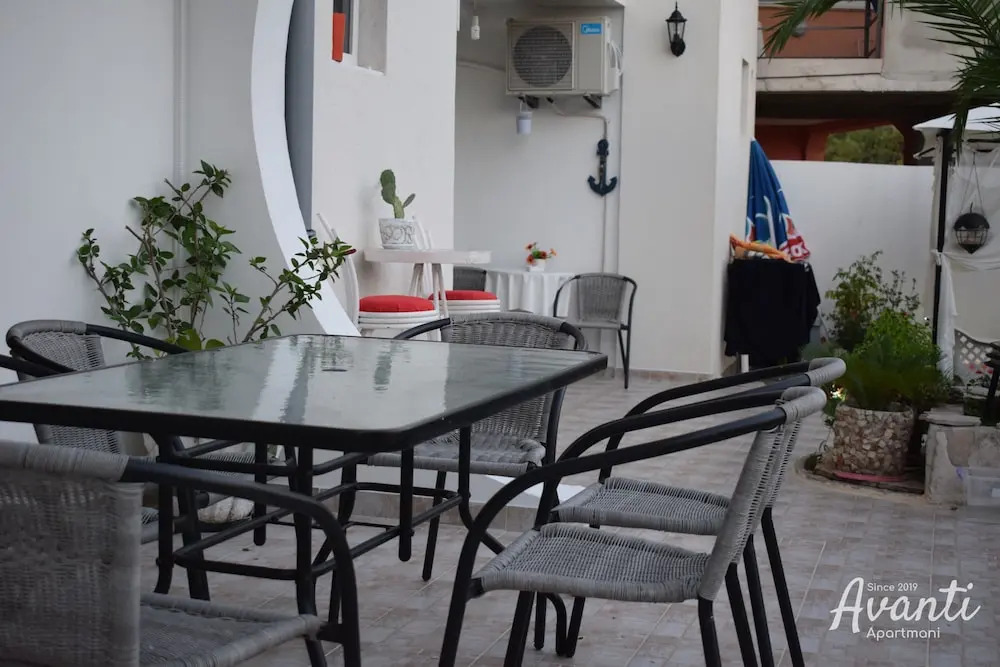 Apartmani Becici