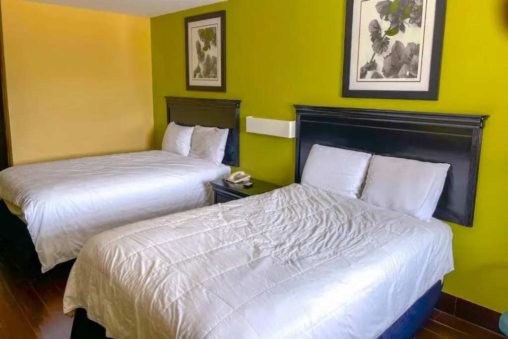 Deluxe Inn & Suites Corpus Christi I 37