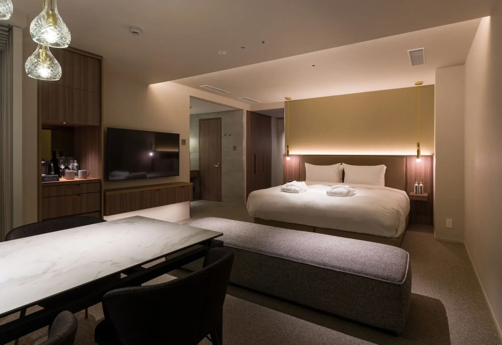 THE skM TOKYO HOTEL & DINING