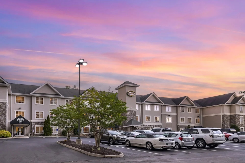 Stay-Over Suites - Fort Gregg-Adams Area