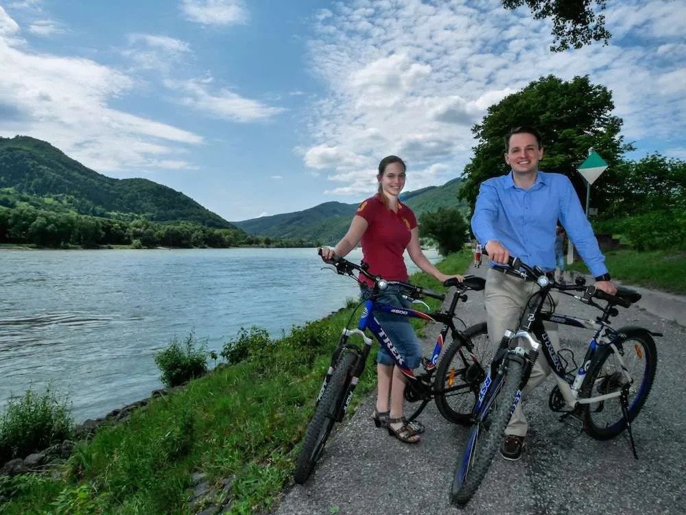 Gartenhotel & Weingut Pfeffel Dürnstein