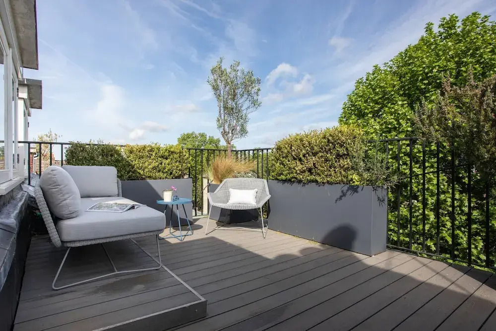 Bassett Road XII by Onefinestay