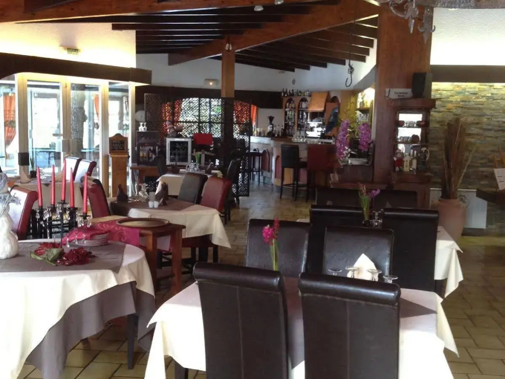 Logis Hotel Le Lac