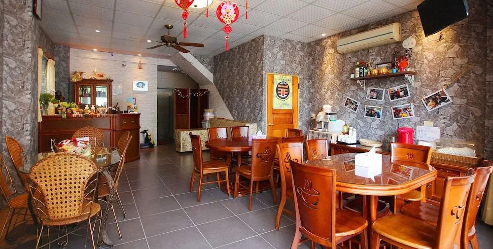 Sun Moon Heart Hostel