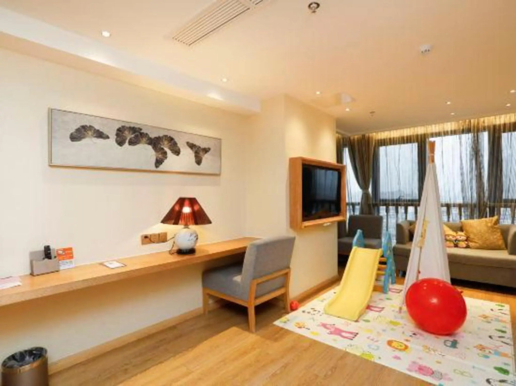 Canal Jingdian Apartment