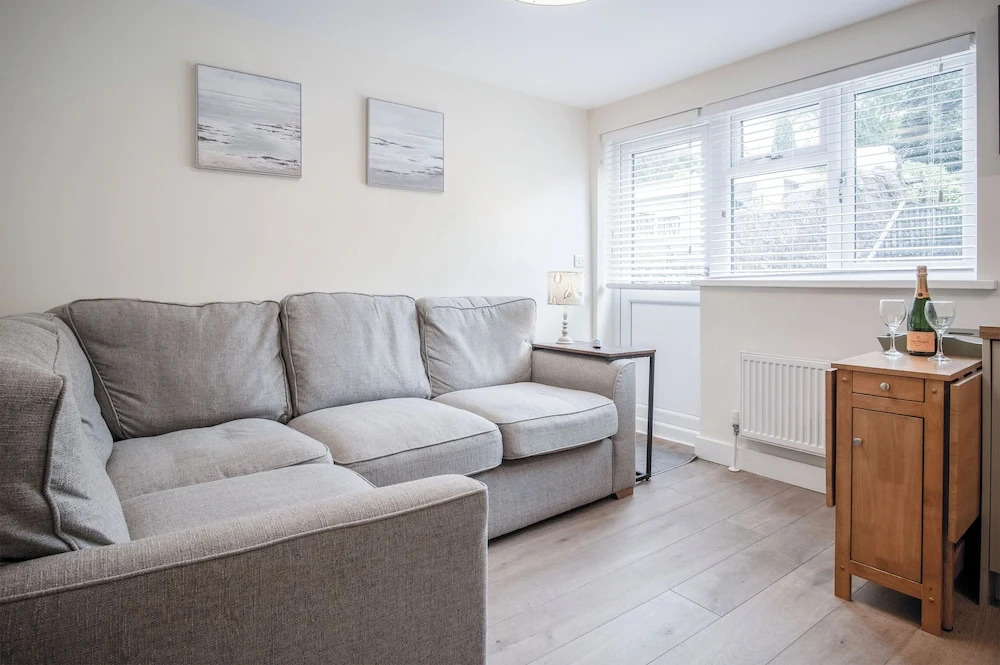 Dolphin - 2 Bedroom Apartment - Saundersfoot