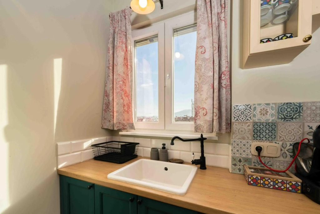 The Heart of the City Center Luxury Apartment 1