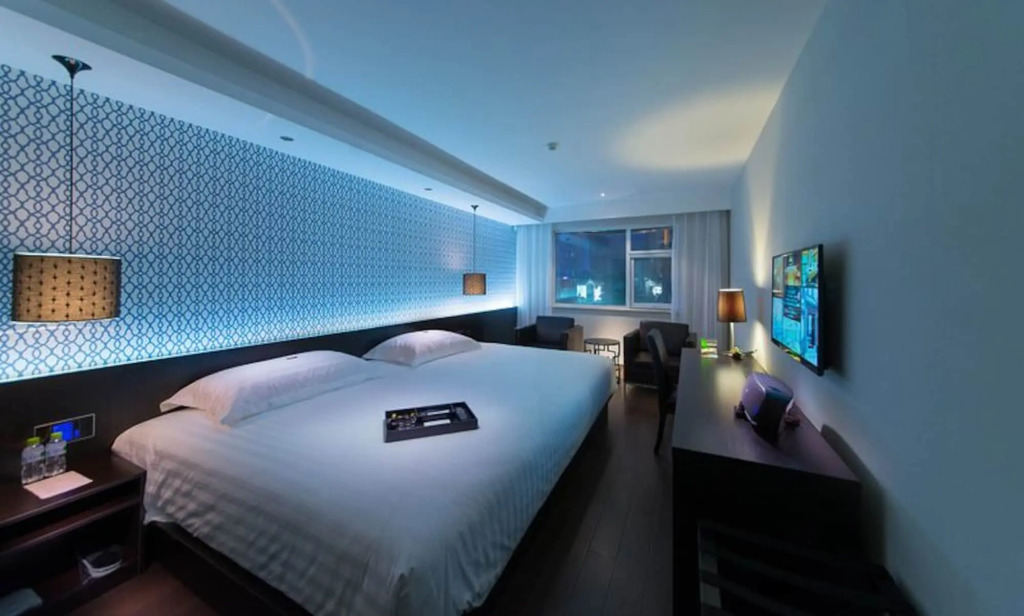 Orange Hotel Select Qingdao Wusi Square