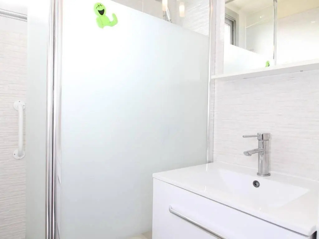 Appartement Balaruc-les-Bains, 1 pièce, 4 personnes - FR-1-553-125