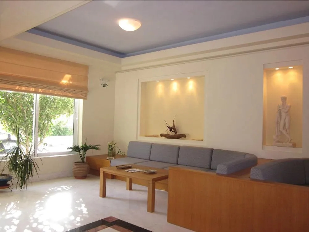 Toxo Hotel