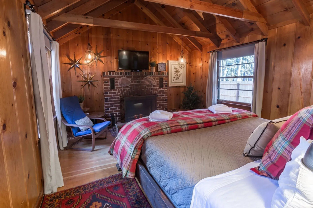 Heavenly Hideaway - Four Bedroom Home